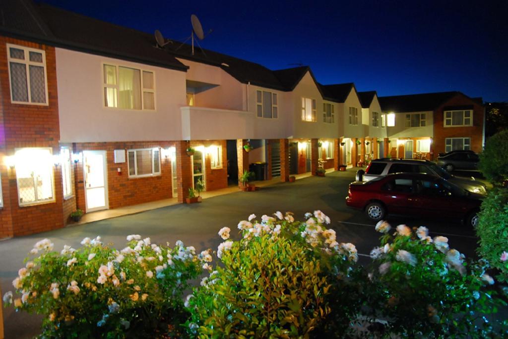 Rosewood Court Motel Christchurch Exterior foto